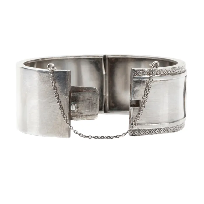 Bracelets Victorian era sterling silver Bangle Bell Bird Antiques