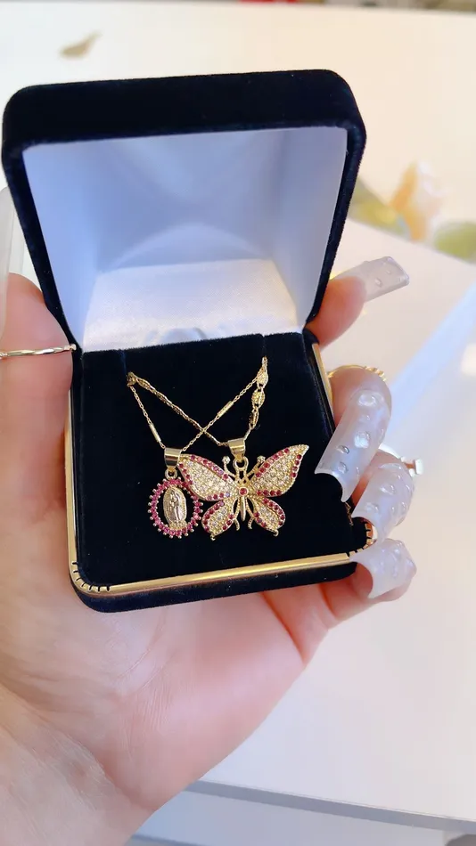 Necklaces Morena and Proud Gold Butterfly Necklace Set