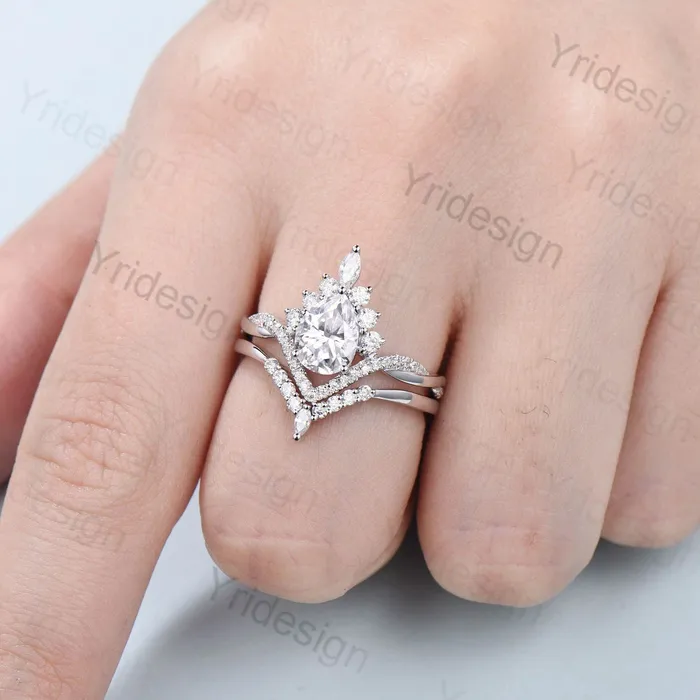 PENFINE Rings Vintage Retro Moissanite engagement ring set Vintage Pear shaped Moissanite wedding ring set white gold Unique Twisted Promise ring for her