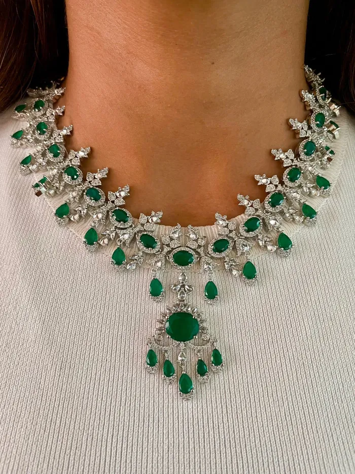 PRERTO ECOMMERCE PRIVATE LIMITED Necklaces Maharani Emerald Dimonte Statement Drop Necklace Set 3 Layer Statement Tear Drop Emerald Dimonte Pearl Drop Necklace Set