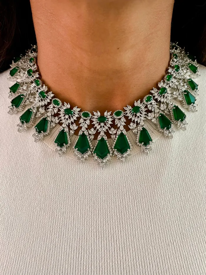 PRERTO ECOMMERCE PRIVATE LIMITED Necklaces Yanam Emerald Dimonte Necklace Set PRERTO ECOMMERCE PRIVATE LIMITED Necklaces Yanam Emerald Dimonte Necklace Set