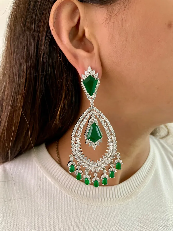 PRERTO ECOMMERCE PRIVATE LIMITED Necklaces Yanam Emerald Dimonte Necklace Set