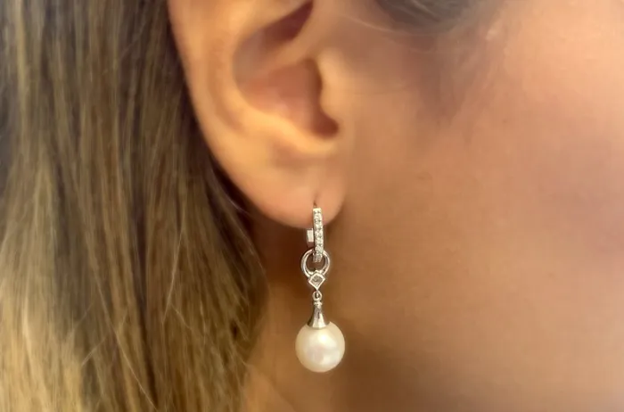 Albert Hern Earrings Earrings 18kt Gold Detachable Pearls Diamonds Drop