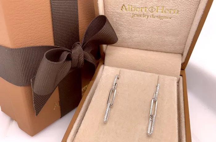 Earrings Albert Hern Earrings 14kt Gold Dangling Links Diamonds