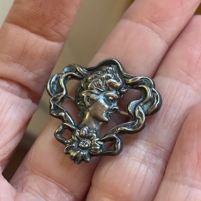 Love Vintage Paris Rings Nouveau Goddess Brooch Sterling Silver Antique