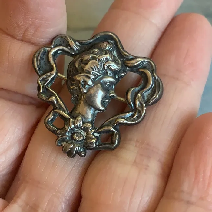 Love Vintage Paris Rings Nouveau Goddess Brooch Sterling Silver Antique