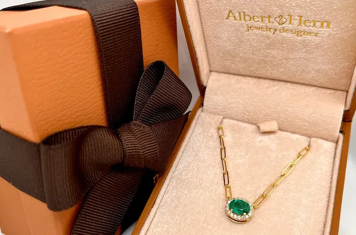 Necklaces Albert Hern Necklace 14kt Gold Paper Clip Chain Oval Emerald Diamonds Halo Necklaces Albert Hern Necklace 14kt Gold Paper Clip Chain Oval Emerald Diamonds Halo
