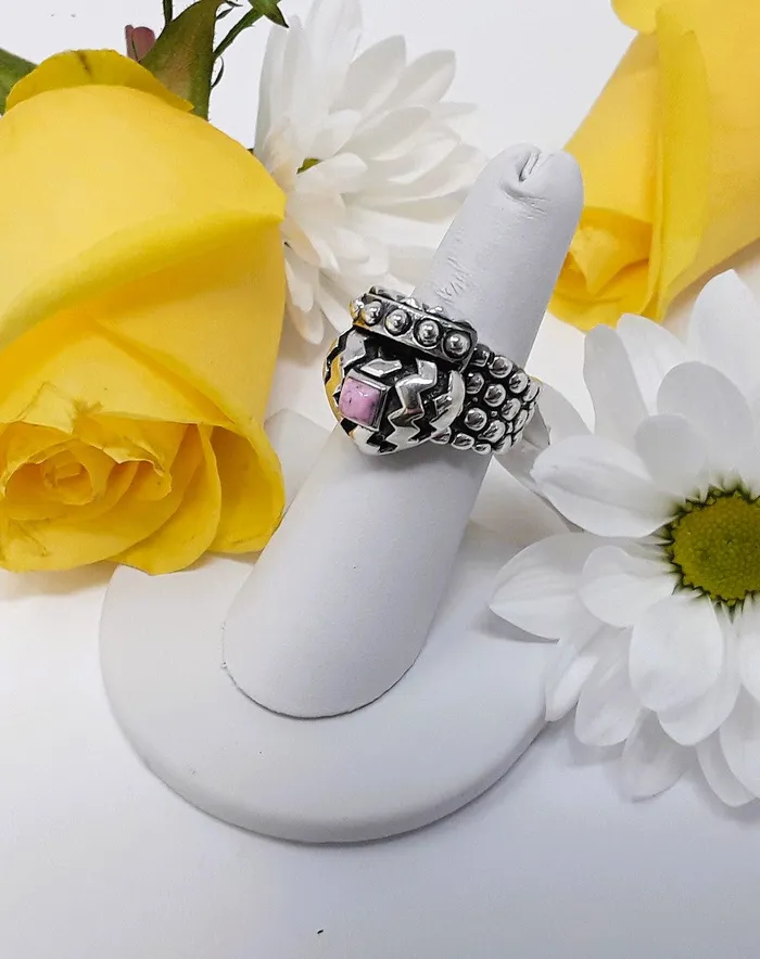 Dian Malouf rs8620 Zig zag heart crown ring with five silver beads and a small square stone Rings