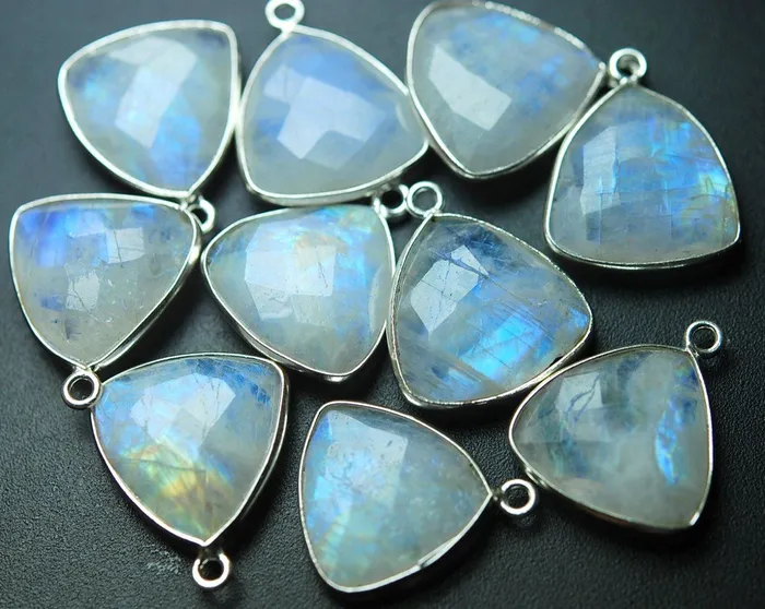 Necklaces Beads Supplies USA 925 Sterling SilverRainbow Moonstone Faceted Trillion Shape Pendant 5 Piece Of 19mm Approx Necklaces Beads Supplies USA 925 Sterling SilverRainbow Moonstone Faceted Trillion Shape Pendant 5 Piece Of 19mm Approx