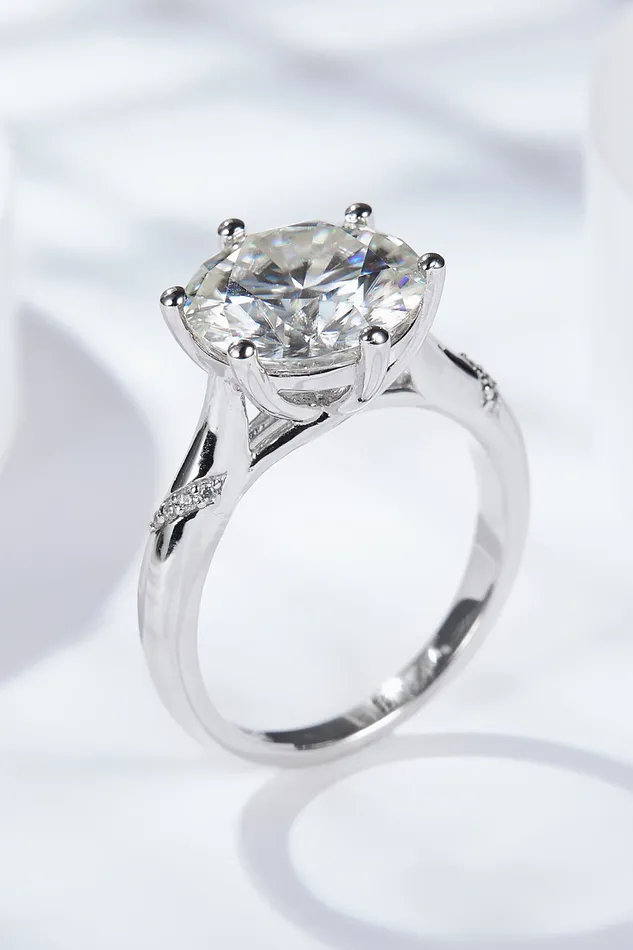 Trendsi Rings 5 Carat Moissanite Solitaire Ring