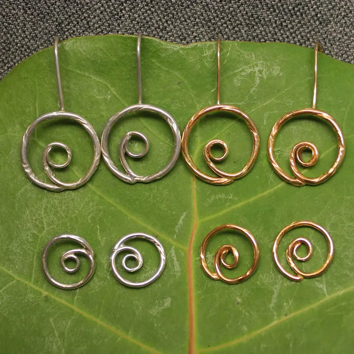 Crucian Gold Earrings Spiral Earrings