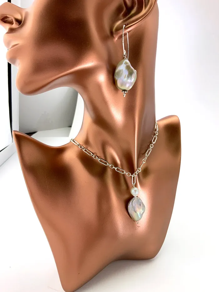 Earrings AAA Freshwater Baroque Pearl Earrings Elisa Ilana