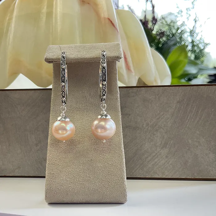 Elisa Ilana Earrings Pink Pearl Nailhead Hoop Earrings Elisa Ilana Earrings Pink Pearl Nailhead Hoop Earrings