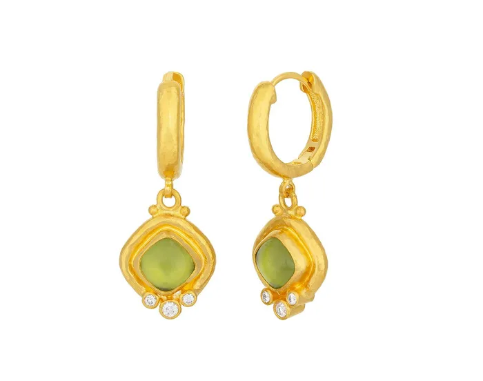 GG GOLD OOAK Earrings GURHAN Muse Gold Peridot Single Drop Earrings 7mm Square set in Wide Frame Huggie Hoop GG GOLD OOAK Earrings GURHAN Muse Gold Peridot Single Drop Earrings 7mm Square set in Wide Frame Huggie Hoop