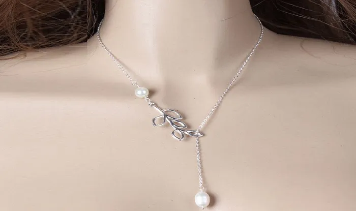 sparklingselections Necklaces Hollow Leaves Shaped Simulated Pearl Necklace With Clavicle Chain sparklingselections Necklaces Hollow Leaves Shaped Simulated Pearl Necklace With Clavicle Chain