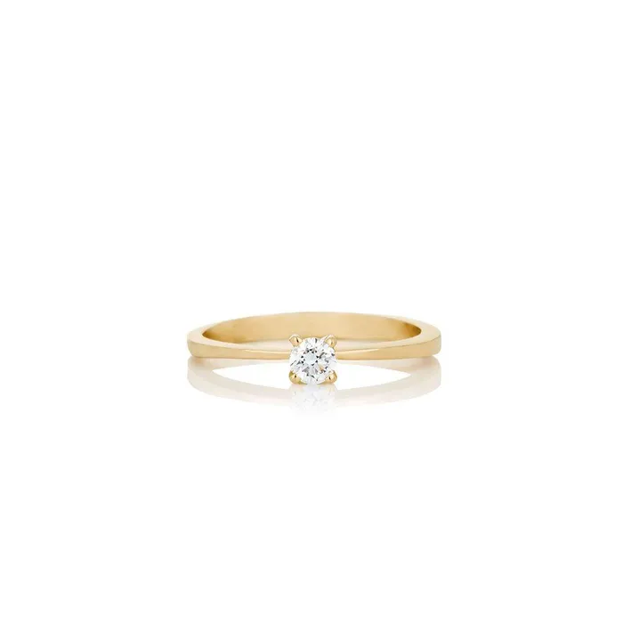 AURUM by Gubjrg Rings Womens diamond ring