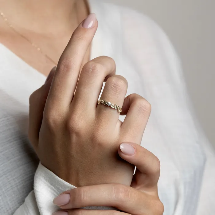 AURUM by Gubjrg Rings Womens diamond ring ERIKA