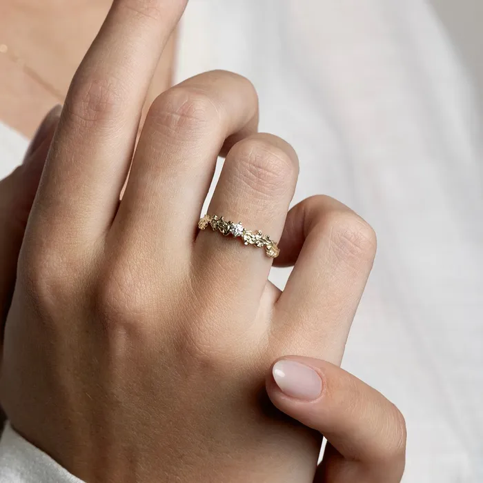 AURUM by Gubjrg Rings Womens diamond ring ERIKA