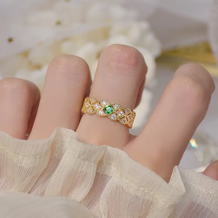 Rings UrbanVinta Emerald Fantasy Ring Set